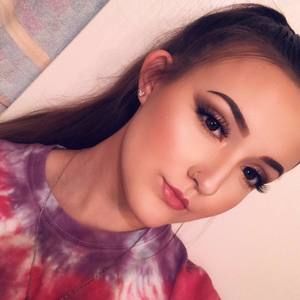 Meet your Posher, Mariah